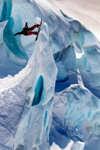 Glacierboarding
