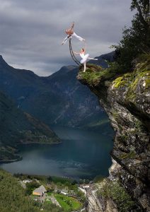 extreme art in balance