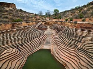 Stepwell, Nahargarh Cistern, Jiapur, India 2010.