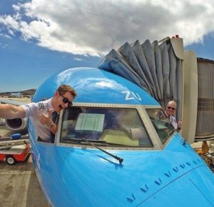 pilots goofing around parking job
